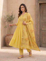 Women Floral Embroidered Regular Thread Work Chanderi Cotton Kurta with Trousers & With Dupatta