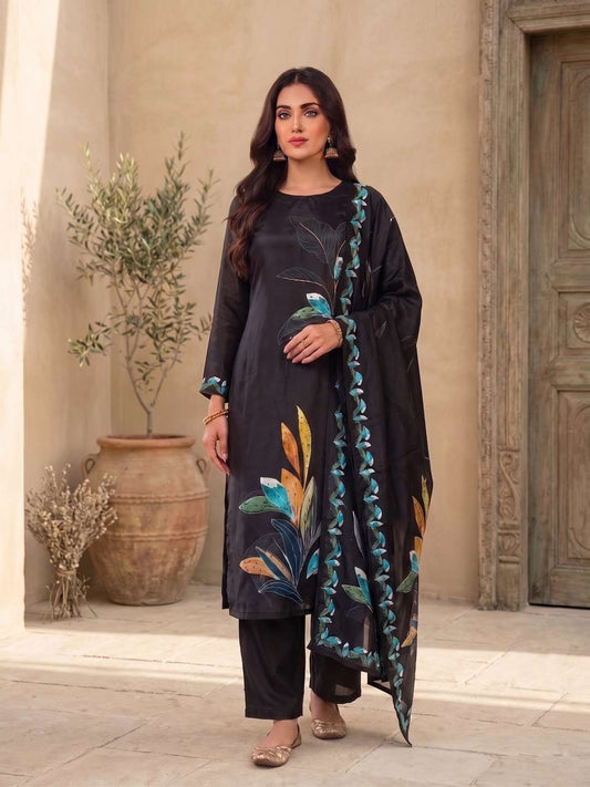 Women Floral Printed Regular Kurta with Trousers & With Dupatta