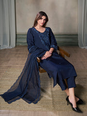 Women Floral Embroidered Regular Thread Work Pure Silk Kurta with Trousers & With Dupatta