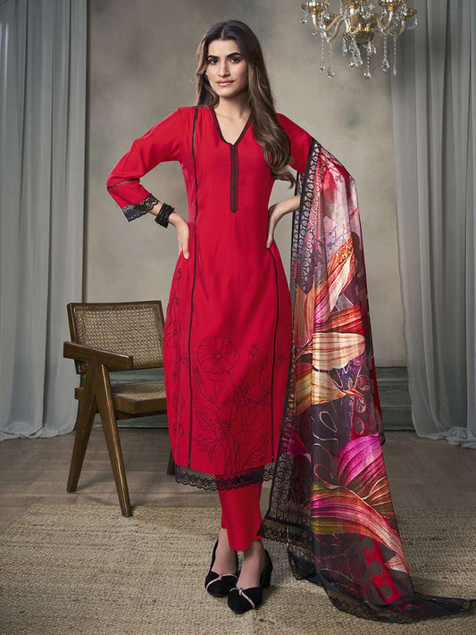 Women Floral Printed Regular Kurta with Trousers & With Dupatta