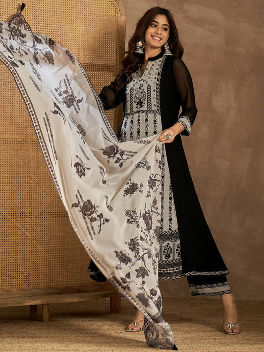 Women Floral Printed Regular Kurta with Palazzos & With Dupatta