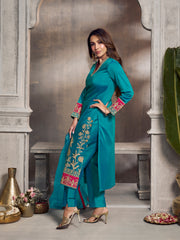Women Floral Embroidered Regular Kurta with Trousers & Dupatta