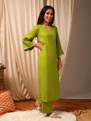 Green Women Regular Kurta with Trousers