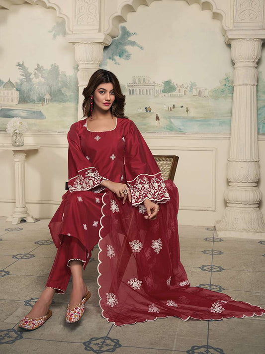 Women Floral Embroidered Regular Thread Work Kurta with Trousers & With Dupatta