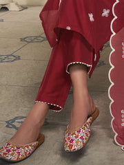 Women Floral Embroidered Regular Thread Work Kurta with Trousers & With Dupatta
