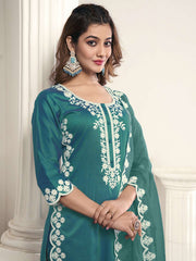 Floral Yoke Design Regular Thread Work Kurta with Trousers & Dupatta