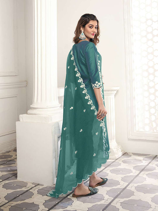Floral Yoke Design Regular Thread Work Kurta with Trousers & Dupatta