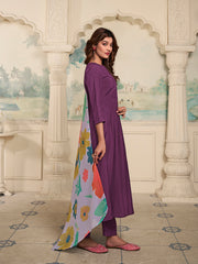 Women Regular Kurta with Trousers & With Dupatta