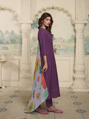 Women Regular Kurta with Trousers & With Dupatta