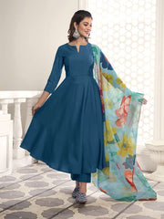 Women Regular Kurta with Trousers & With Dupatta
