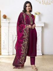 Women Floral Yoke Design Regular Thread Work Kurta with Trousers & With Dupatta