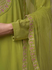 Women Floral Yoke Design Panelled Kurta with Trousers & With Dupatta