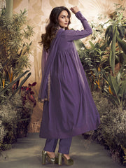 Women Floral Yoke Design Regular Thread Work Kurta with Trousers & With Dupatta