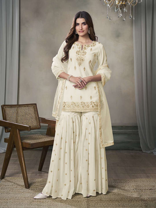 Women Floral Zari Sequinned Embroidered Kurta Set with Dupatta