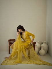 Women Floral Yoke Design Regular Sequinned Kurta with Trousers & With Dupatta
