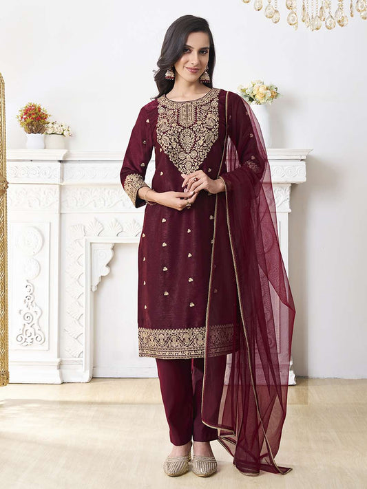 Women Floral Embroidered Regular Sequinned Velvet Kurta with Trousers & With Dupatta