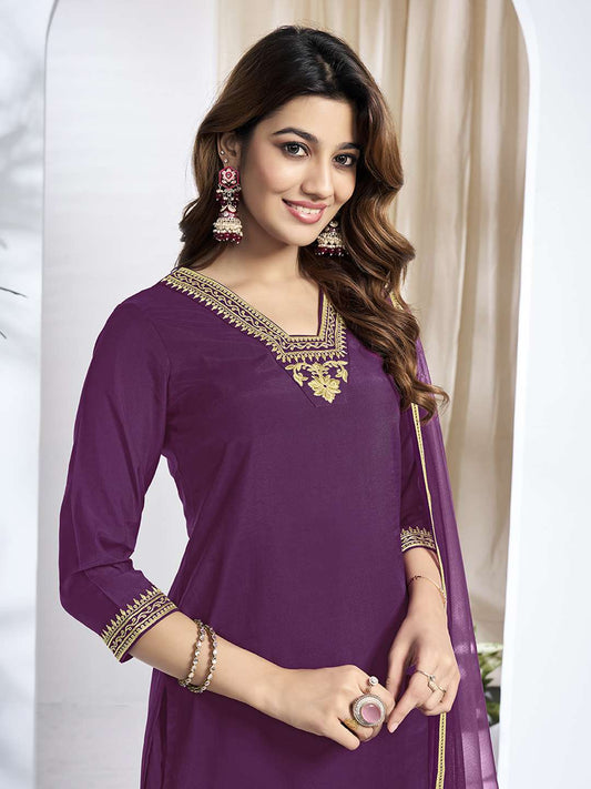 Women Ethnic Motifs Embroidered Regular Kurta with Trousers & With Dupatta