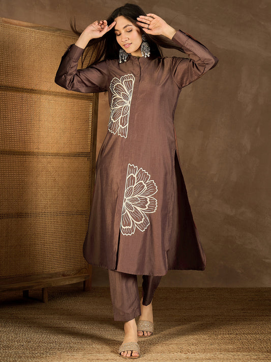 Floral Embroidered Thread Work Mandarin Collar Kurta with Trousers