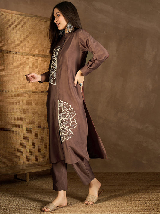 Floral Embroidered Thread Work Mandarin Collar Kurta with Trousers