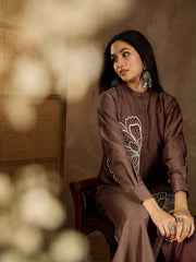 Floral Embroidered Thread Work Mandarin Collar Kurta with Trousers