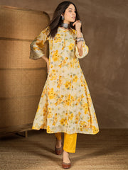 Floral Printed Round Neck Panelled A-Line Kurta With Trousers