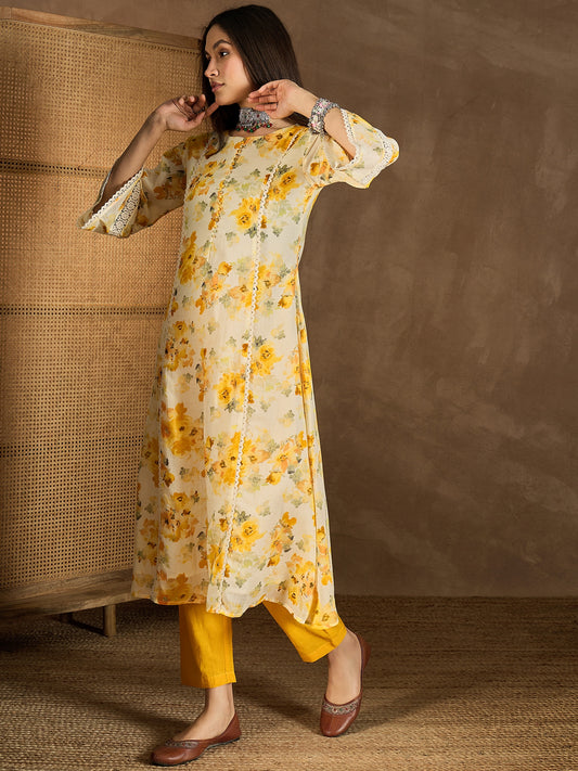 Floral Printed Round Neck Panelled A-Line Kurta With Trousers