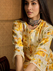Floral Printed Round Neck Panelled A-Line Kurta With Trousers