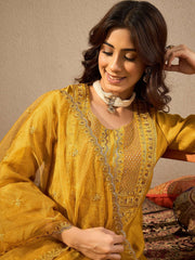 Women Floral Printed Kurta with Palazzo & Dupatta