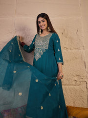 Women Ethnic Motifs Embroidered Panelled Thread Work Kurta with Palazzos & With Dupatta