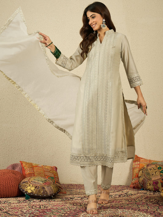 Ethnic Motifs Embroidered Mandarin Collar Chikankari Kurta With Trousers & Dupatta