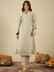 Ethnic Motifs Embroidered Mandarin Collar Chikankari Kurta With Trousers & Dupatta