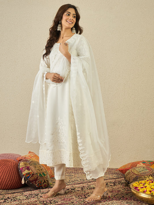 Women Floral Embroidered Regular Sequinned Kurta with Trousers & Dupatta