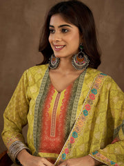 Floral Printed Straight Kurta With Trousers & Dupatta