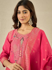 Women Beads and Stones Kurta with Trousers & Dupatta