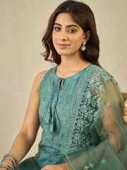 Women Floral Embroidered Kurta with Sharara & Dupatta