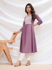 Women Geometric Yoke Design Sequinned White Romance Anarkali Kurta