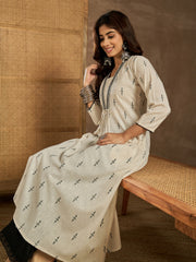 Women Ethnic Motifs Embroidered V-Neck A-Line Cotton Kurta