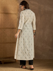 Women Ethnic Motifs Embroidered V-Neck A-Line Cotton Kurta