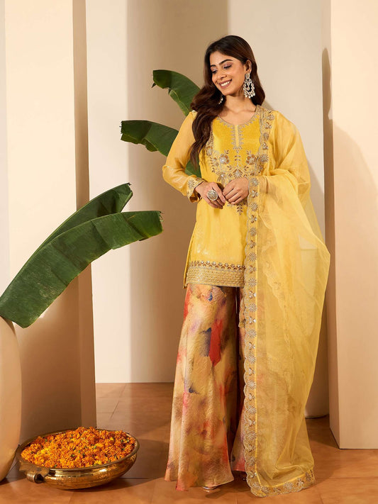 Women Crushed Oraganza Silk Embroidered Kurta Set with Dupatta