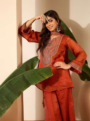 Women Floral Zari Embroidered Yoke Design Kurta Set with Dupatta
