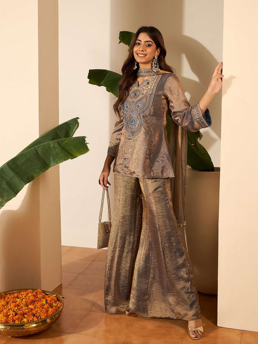 Women Floral Zari Embroidered Yoke Design Kurta Set with Dupatta