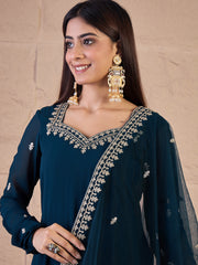 Women Ethnic Motifs Embroidered Sweetheart Neck Kurta with Dupatta