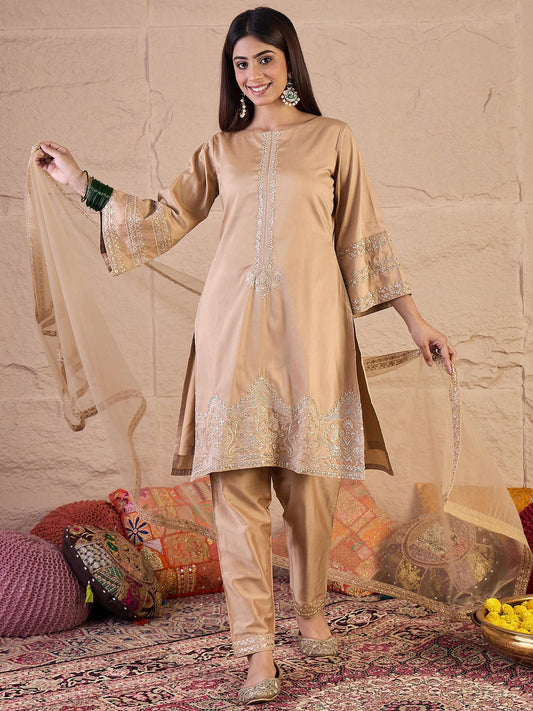 Women Floral Embroidered Sequinned Kurta with Trousers & Dupatta
