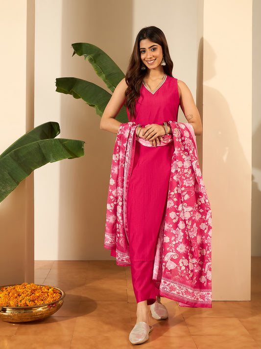 Women Zari Embroidered Kurta Set with Printed Dupatta