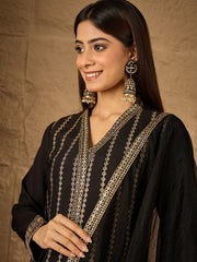 Floral Embroidered V-Neck Thread Work Straight Kurta With Trousers & Dupatta