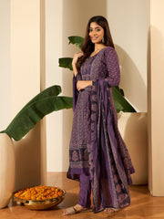 Women Floral Printed Regular Thread Work Kurta with Trousers & Dupatta