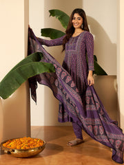 Women Floral Printed Regular Thread Work Kurta with Trousers & Dupatta