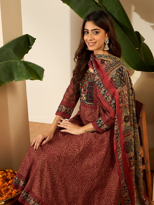 Women Bandhni Printed and Thread Embroidered Anarkali Kurta Set with Dupatta