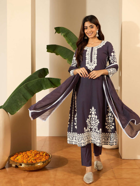 Women Ethnic Motifs Embroidered Thread Work Kurta Set With Trousers & Dupatta