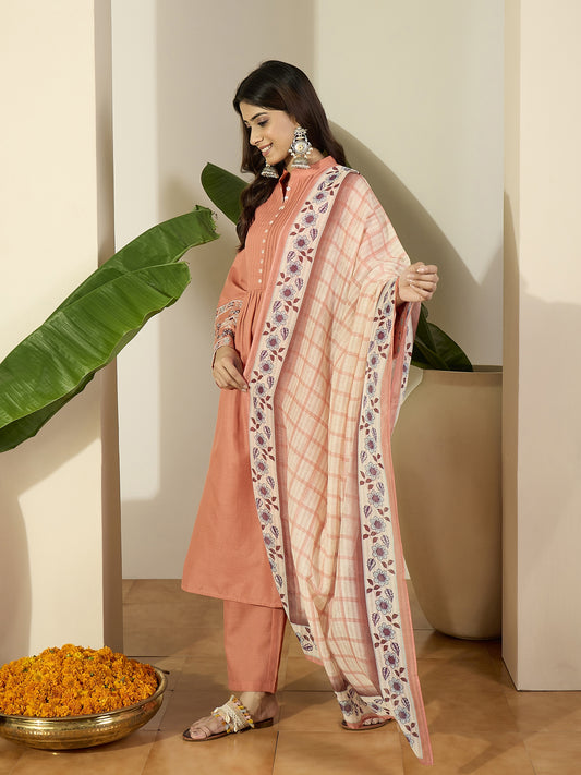 Floral Thread Embroidered Mandarin Collar Kurta & Trousers With Dupatta